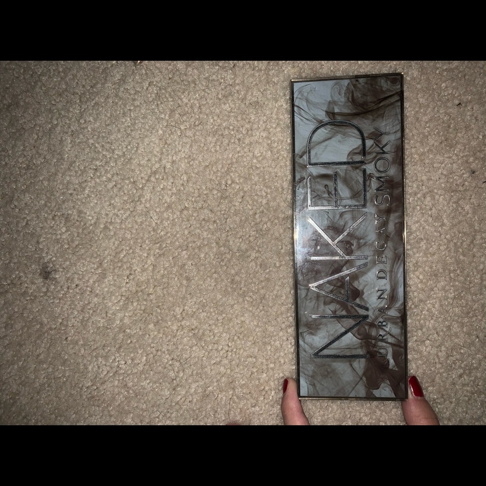 eye shadow palette